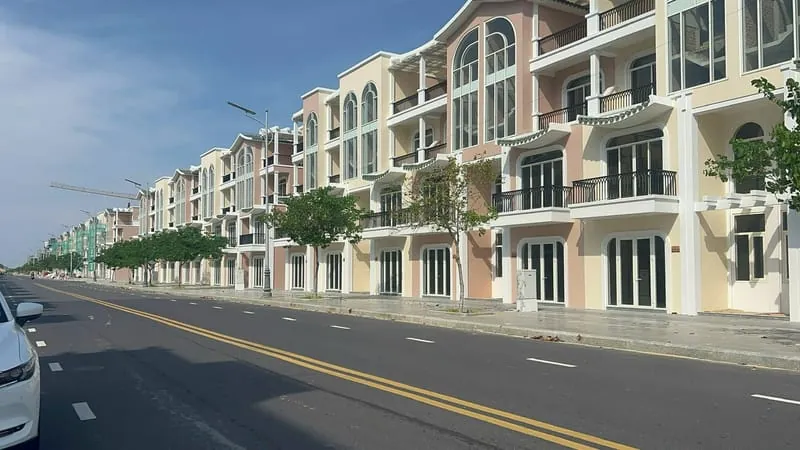 Shophouse Mini Complex ParaSol — mặt tiền kinh doanh 4 tầng khu đô thị Cam Ranh
